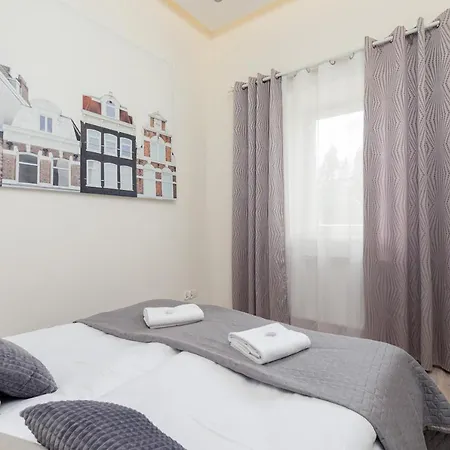 The Opera Grzegorzki Arianska 4 By Renters Apartament *